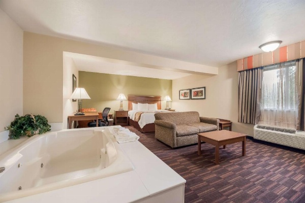 Best Western Town And Country Inn image 19